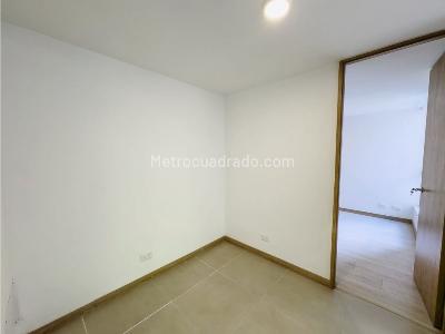 Apartamento en venta en Loma Del Escobero, Envigado · foto 14 de 20
