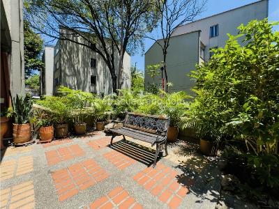 Apartamento en venta en La Aguacatala, Medellín · foto 5 de 20
