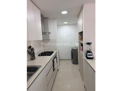 Apartamento en venta en Loma Del Escobero, Envigado · foto 10 de 20