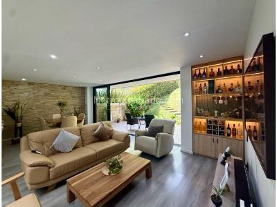 Casa de 3 alcobas en venta en El Esmeraldal, Envigado, 190 m² · foto 3 de 20
