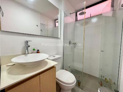 Casa de 3 alcobas en venta en El Esmeraldal, Envigado, 190 m² · foto 13 de 20