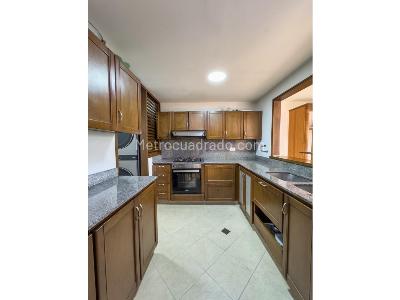 Casa de 4 alcobas en venta en Loma Benedictinos, Envigado, 178 m² · foto 15 de 20