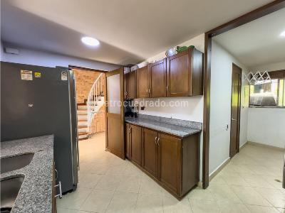 Casa de 4 alcobas en venta en Loma Benedictinos, Envigado, 178 m² · foto 17 de 20