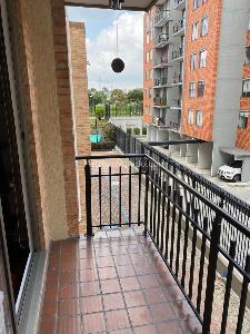 Apartamento de 3 alcobas en venta en Club De Los Lagartos, Bogotá, 62 m² · foto 2 de 20