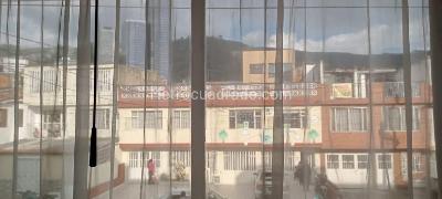 Apartamento de 2 alcobas en venta en Barrancas Oriental, Bogotá, 64 m² · foto 1 de 13