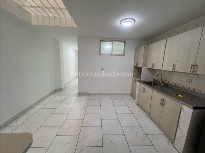 Apartamento en Arriendo, El Dorado, Envigado - 2