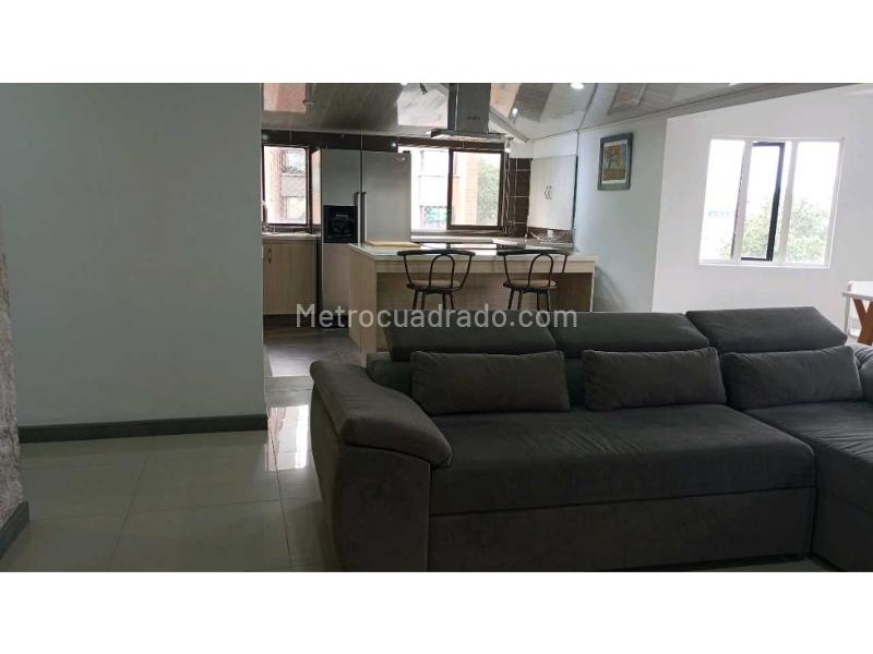 Apartamento Amoblado de 3 Alcobas con 2 Baños en El Tesoro - 7