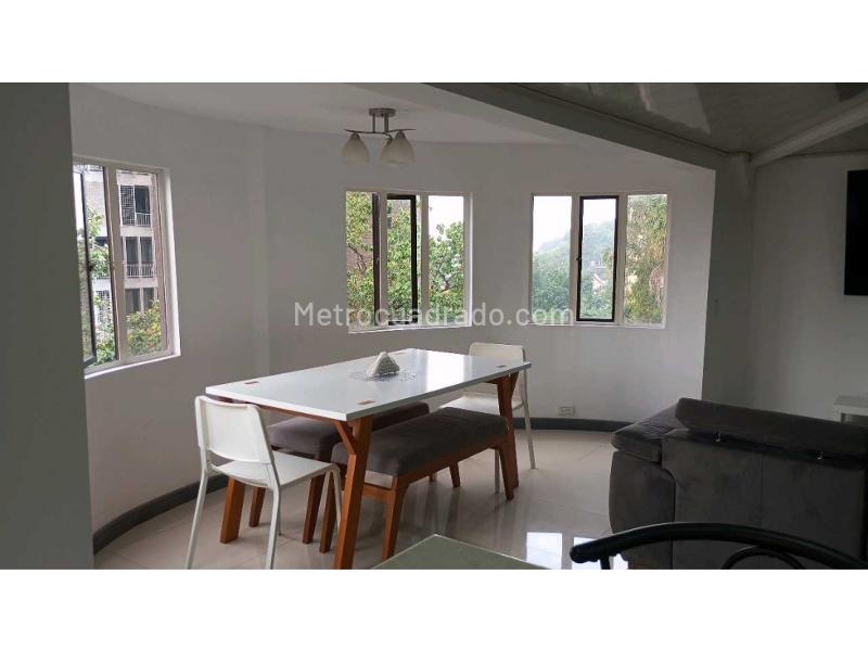 Apartamento Amoblado de 3 Alcobas con 2 Baños en El Tesoro - 9