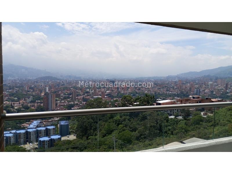 Apartamento Encantador de 3 Alcobas en Zona Tranquila de Calasanz - 8