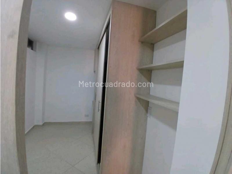 2BR Apartment in Barrio Mesa (65 m²) - 3