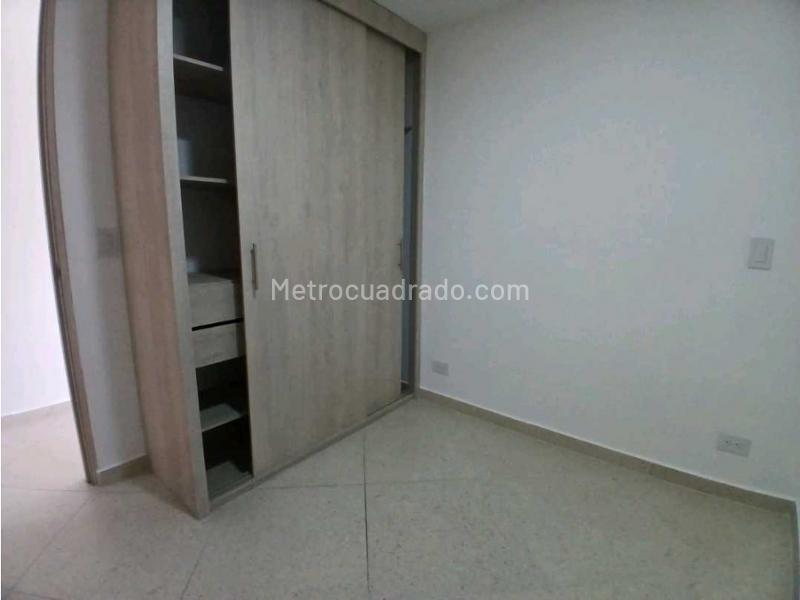 2BR Apartment in Barrio Mesa (65 m²) - 4