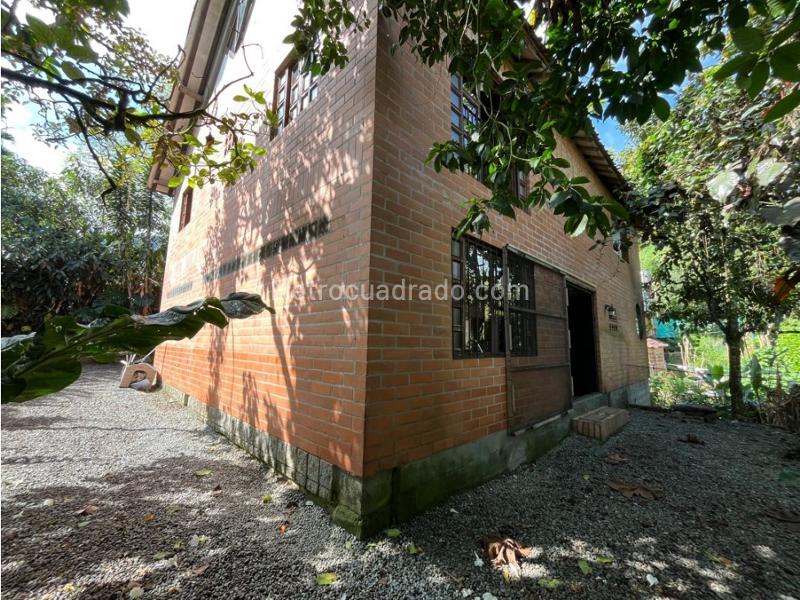 Hermosa Casa Campestre en Arriendo en El Escobero - 3