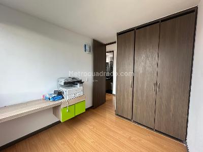 Apartamento en venta en Mosquera, Mosquera · foto 15 de 18