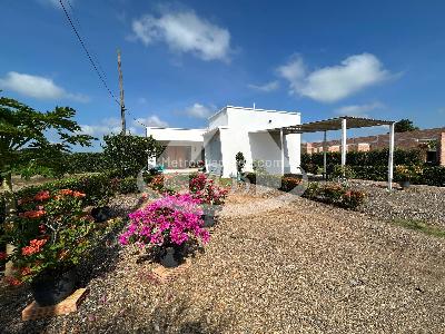 Casa de 4 alcobas en venta en Aguas Negras, Montería, 165 m² · foto 3 de 20
