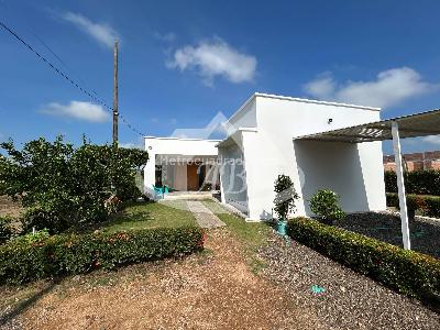 Casa de 4 alcobas en venta en Aguas Negras, Montería, 165 m² · foto 4 de 20