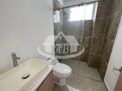 Apartamento de 2 alcobas en venta en Los Laureles, Montería, 98 m² · foto 4 de 13