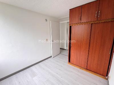 Apartamento de 3 alcobas en venta en Calasanz Parte Baja, Medellín, 62 m² · foto 6 de 14