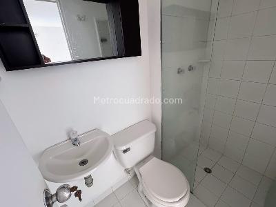 Apartamento de 3 alcobas en venta en Calasanz Parte Baja, Medellín, 62 m² · foto 9 de 14