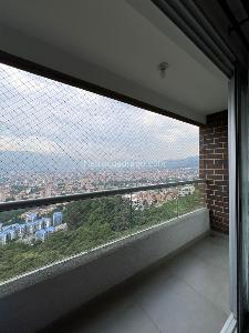 Apartamento en venta en Calasanz Parte Alta, Medellín · foto 2 de 13