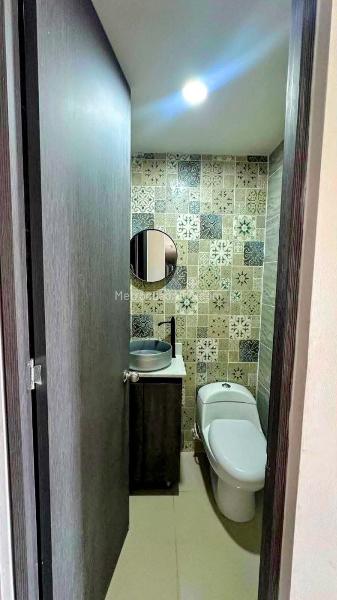Piso – Medellín, Robledo - Más