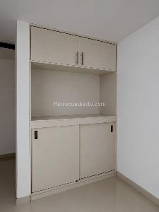 Apartamento de 3 alcobas en venta en Calasanz, Medellín, 68 m² · foto 13 de 15