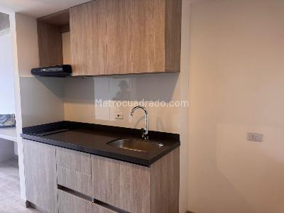 Apartaestudio en venta en Sabaneta, Sabaneta, 44 m² · foto 2 de 12