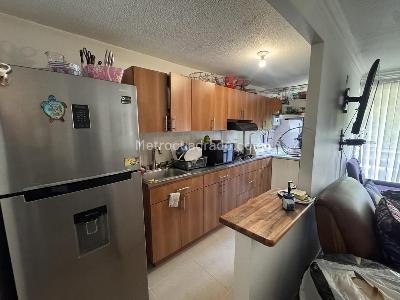 Apartamento de 3 alcobas en venta en Calasanz Ferrini, Medellín, 58 m² · foto 12 de 13