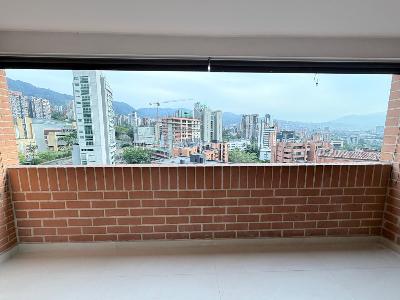Apartamento de 3 alcobas en venta en Manila, Medellín, 136 m² · foto 4 de 20