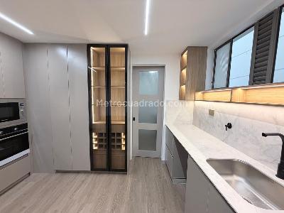 Apartamento de 3 alcobas en venta en Manila, Medellín, 136 m² · foto 8 de 20