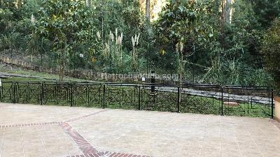 Apartamento de 4 alcobas en arriendo en Santa Ana Oriental Usaquen, Bogotá, 330 m² · foto 9 de 20