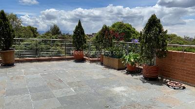 Apartamento de 3 alcobas en venta en El Chico Parque Virrey, Bogotá, 230 m² · foto 5 de 20