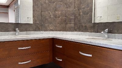 Casa de 4 alcobas en venta en Santa Ana Oriental, Bogotá, 430 m² · foto 13 de 20