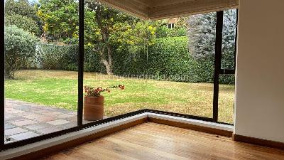 Casa de 4 alcobas en venta en Santa Ana Oriental, Bogotá, 430 m² · foto 4 de 20