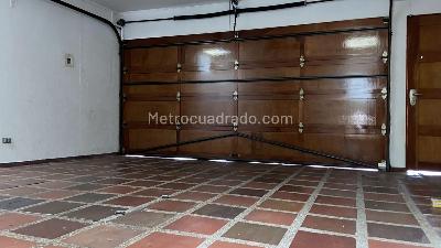 Casa de 4 alcobas en venta en Santa Ana Oriental, Bogotá, 430 m² · foto 15 de 20