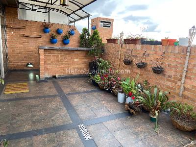 Apartamento de 3 alcobas en arriendo en La Carolina Santa Barbara, Bogotá, 200 m² · foto 7 de 20
