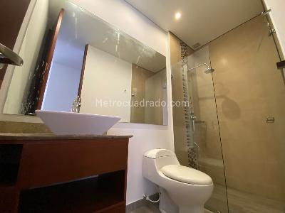 Apartamento de 3 alcobas en arriendo en La Carolina Santa Barbara, Bogotá, 200 m² · foto 20 de 20