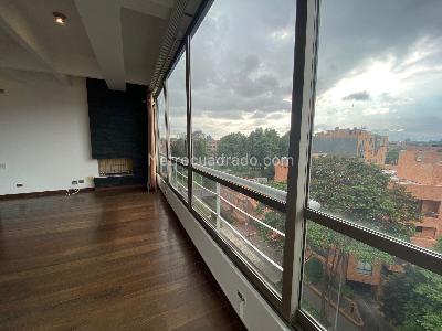 Apartamento de 3 alcobas en arriendo en La Carolina Santa Barbara, Bogotá, 200 m² · foto 9 de 20