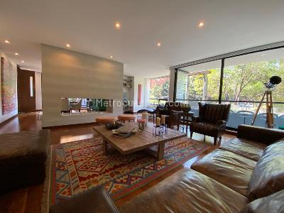 Apartamento de 3 alcobas en venta en Chico Reservado, Bogotá, 240 m² · foto 8 de 20