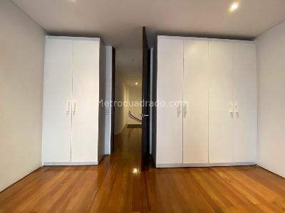 Apartamento en arriendo en Chico Reservado, Bogotá · foto 8 de 20