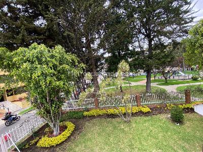 Casa de 4 alcobas en venta en Santa Ana Occidental Usaquen, Bogotá, 210 m² · foto 3 de 20
