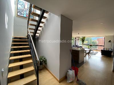 Apartamento de 3 alcobas en venta en Chico Navarra, Bogotá, 156 m² · foto 14 de 20