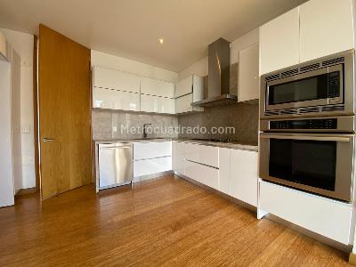 Apartamento de 3 alcobas en venta en La Cabrera, Bogotá, 260 m² · foto 12 de 19