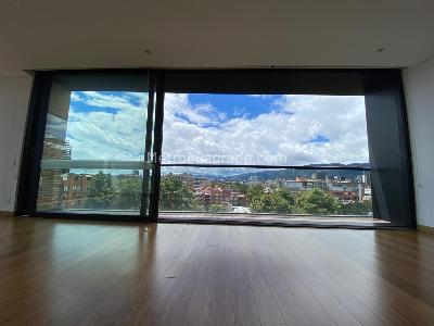 Apartamento de 3 alcobas en venta en La Cabrera, Bogotá, 260 m² · foto 8 de 19