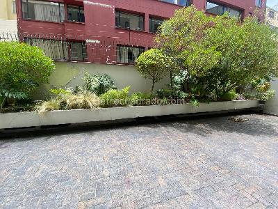 Apartamento de 2 alcobas en arriendo en Santan Barbara Oriental, Bogotá, 140 m² · foto 8 de 20