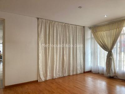 Apartamento de 5 alcobas en venta en Quinta Paredes, Bogotá, 280 m² · foto 11 de 14