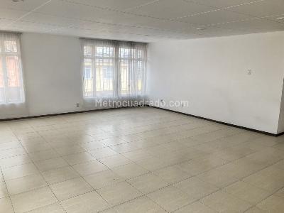 Apartamento de 5 alcobas en venta en Quinta Paredes, Bogotá, 280 m² · foto 2 de 14