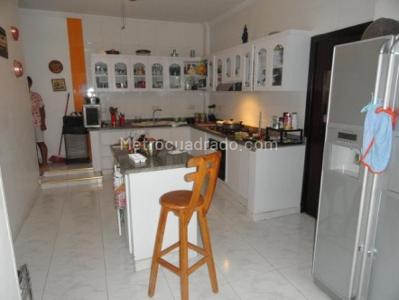 Casa de 4 alcobas en venta en Villa Santos, Barranquilla, 300 m² · foto 6 de 7