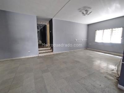 Casa de 4 alcobas en venta en El Tabor, Barranquilla, 408 m² · foto 2 de 8