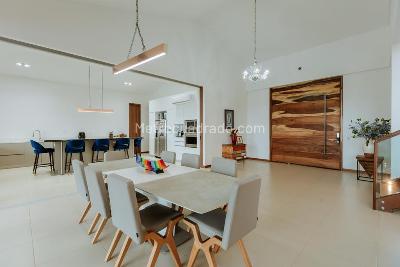 Casa de 5 alcobas en venta en Desconocido, Medellín, 1200 m² · foto 7 de 9