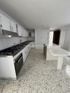 Apartamento en arriendo en Altos De Riomar, Barranquilla · foto 3 de 13
